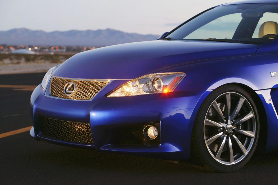  Lexus IS-F 2010 года  (фото 85 из 140)